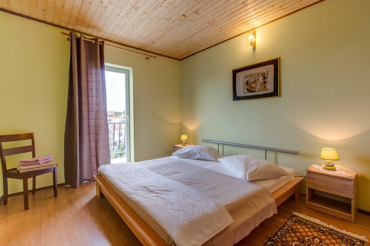 Apartment Malvina Mali Lošinj Екстериор снимка