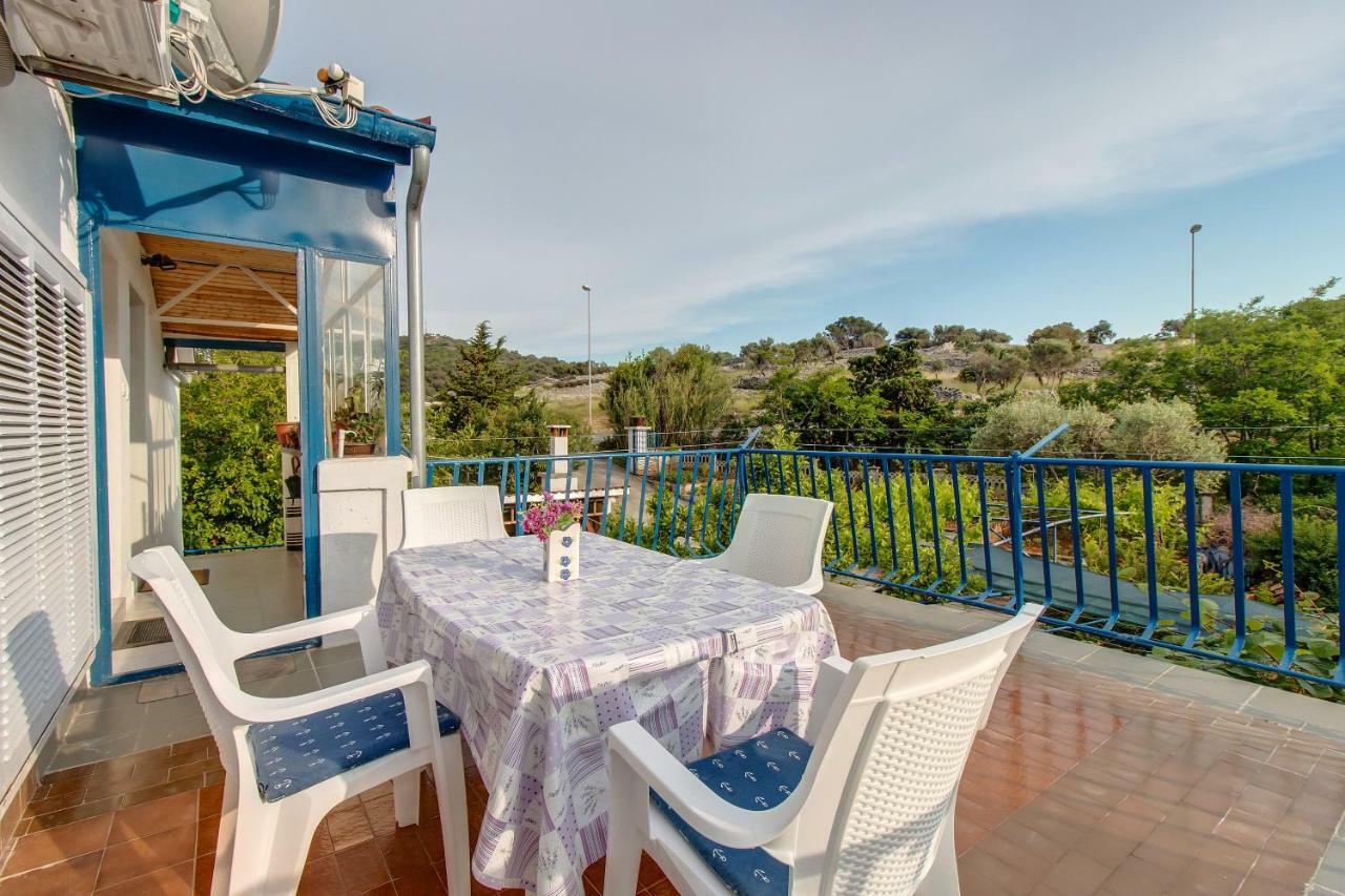 Apartment Malvina Mali Lošinj Екстериор снимка