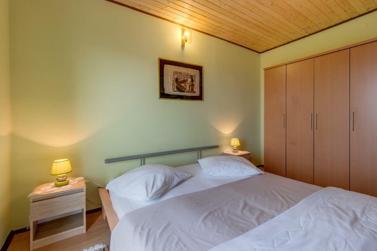 Apartment Malvina Mali Lošinj Екстериор снимка